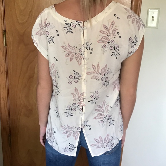 Abercrombie and Fitch floral blouse - Picture 3 of 5